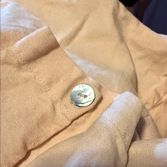 Linen Button-Up Top - Picture 7 of 7